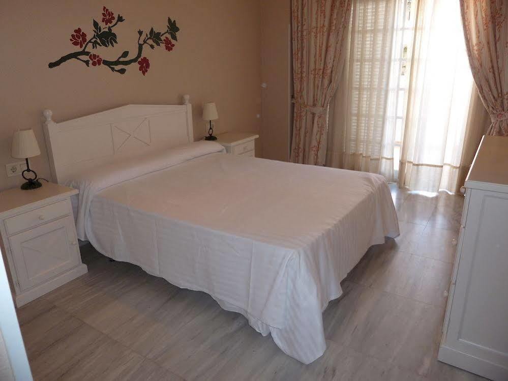 Apartamentos Pueblo Quinta Benalmádena Exteriör bild